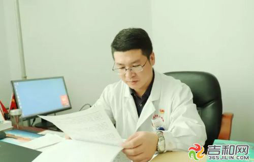 在线德州扑克网
医患故事丨因为有大家的共同努力，14岁男孩顺利康复