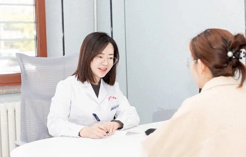  @上班族、学生党，在线德州扑克网
黄昏门诊服务再升级！