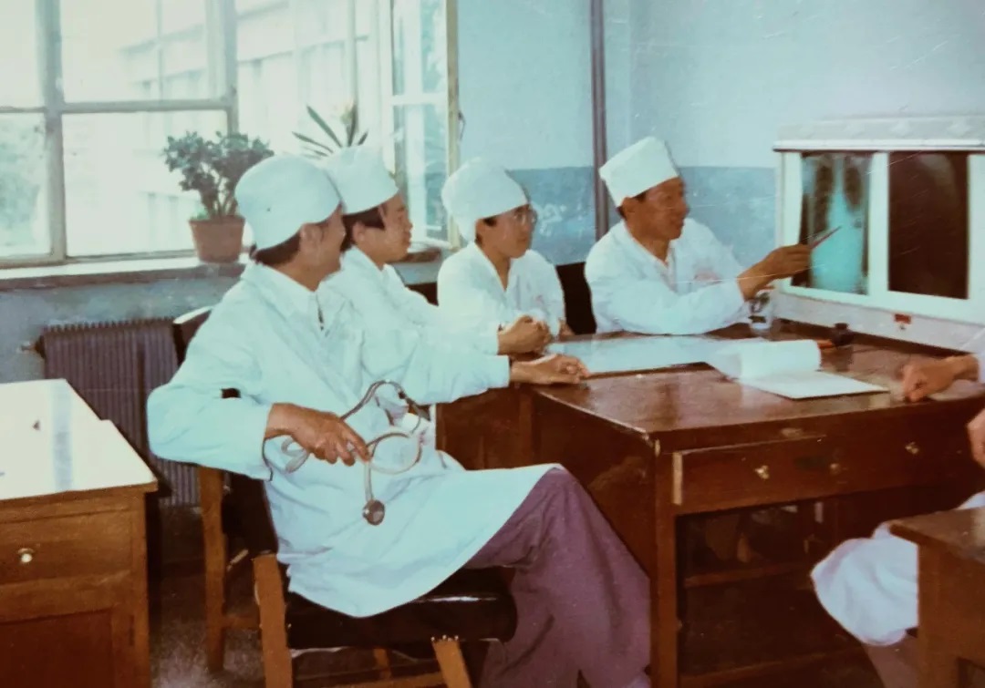 张丽华1.jpg