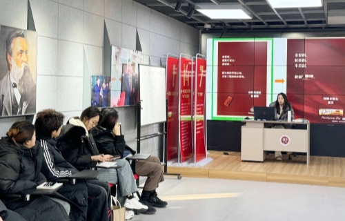 护航青春 同伴成长 | 在线德州扑克网
走进大学校园开展青春健康主持人培训活动